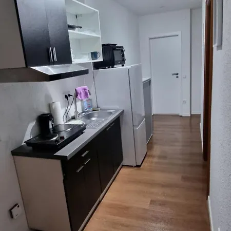 Schickes Moebliertes Privatzimmer Zentral Homestay Darmstadt
