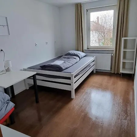 Homestay Schickes Moebliertes Privatzimmer Zentral Darmstadt